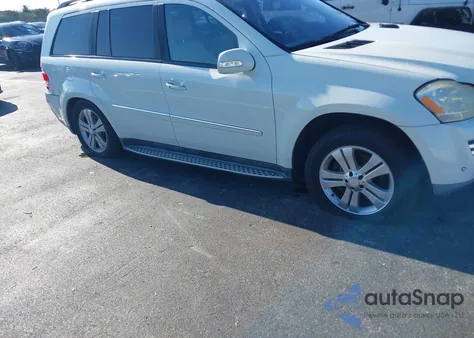 2008 Mercedes-Benz Gl 450 4Matic z USA, uszkodzony, nr VIN 4JGBF71E78A348552